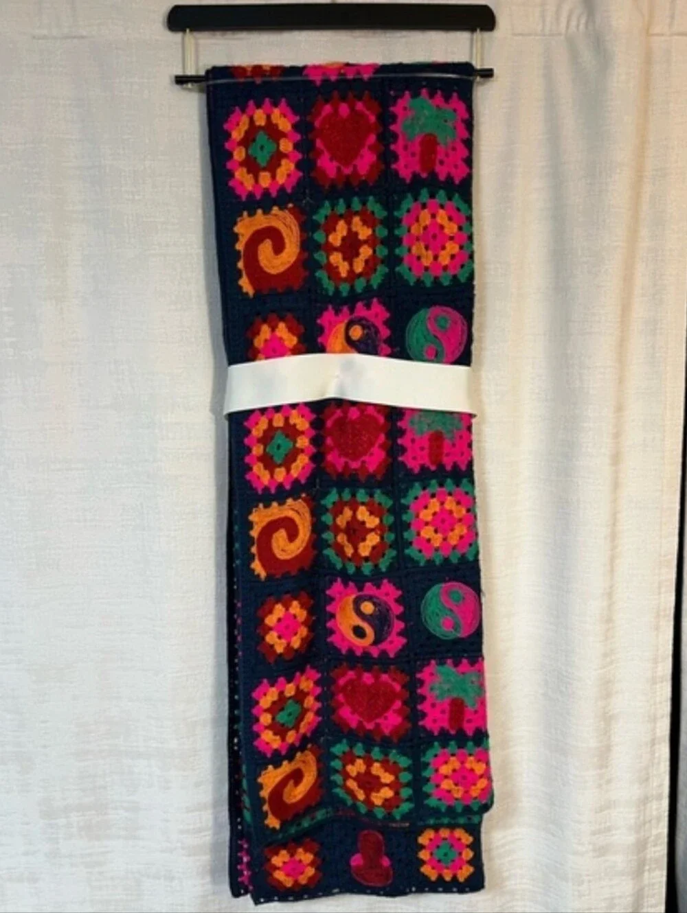 Magaschoni Home NWT Colorful Crochet Granny Square Throw Blanket Yin Yang Design